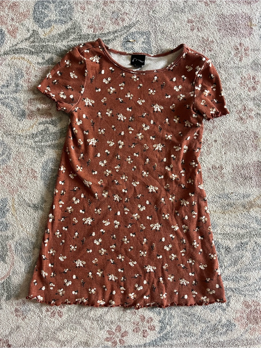 art class Rust Floral Short Sleeve Knit Dress with White Flower Print